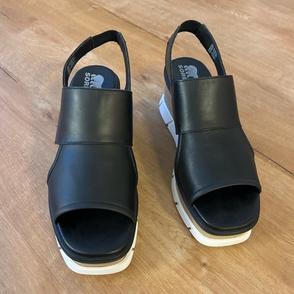 NWOT Sorel Joanie III Slingback Wedge Sandal - Picture 2 of 7
